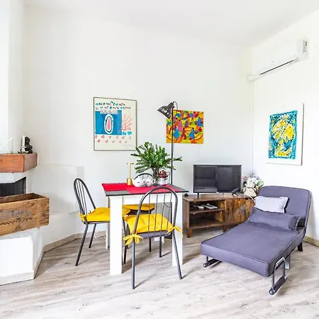 Parking & Garden - Self Ck-in & Access Apartment